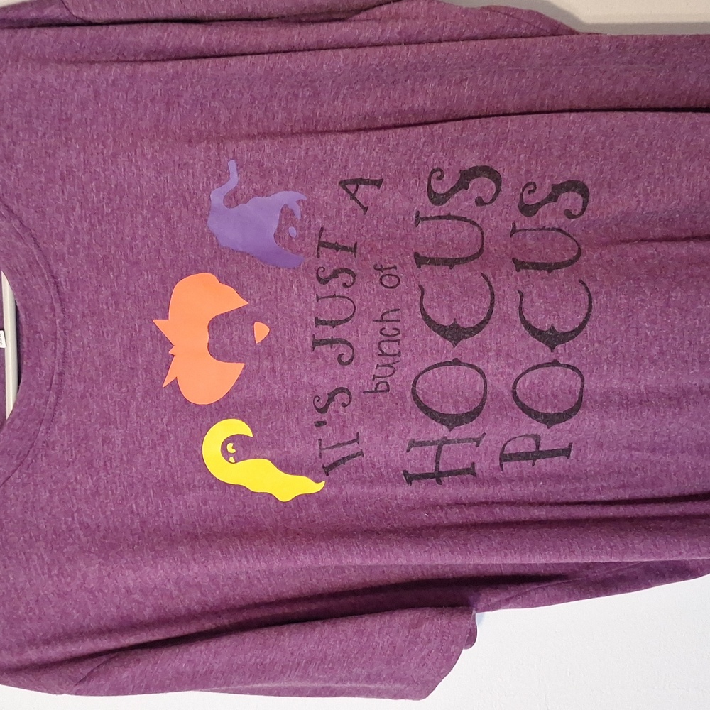 Seasonal Womens Halloween TShirt.  3x Short sleeve